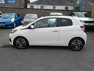 Used 2016 Peugeot 108 Allure White - Interior and Exterior details 3