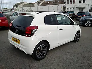 Used 2016 Peugeot 108 Allure White - Interior and Exterior details 6