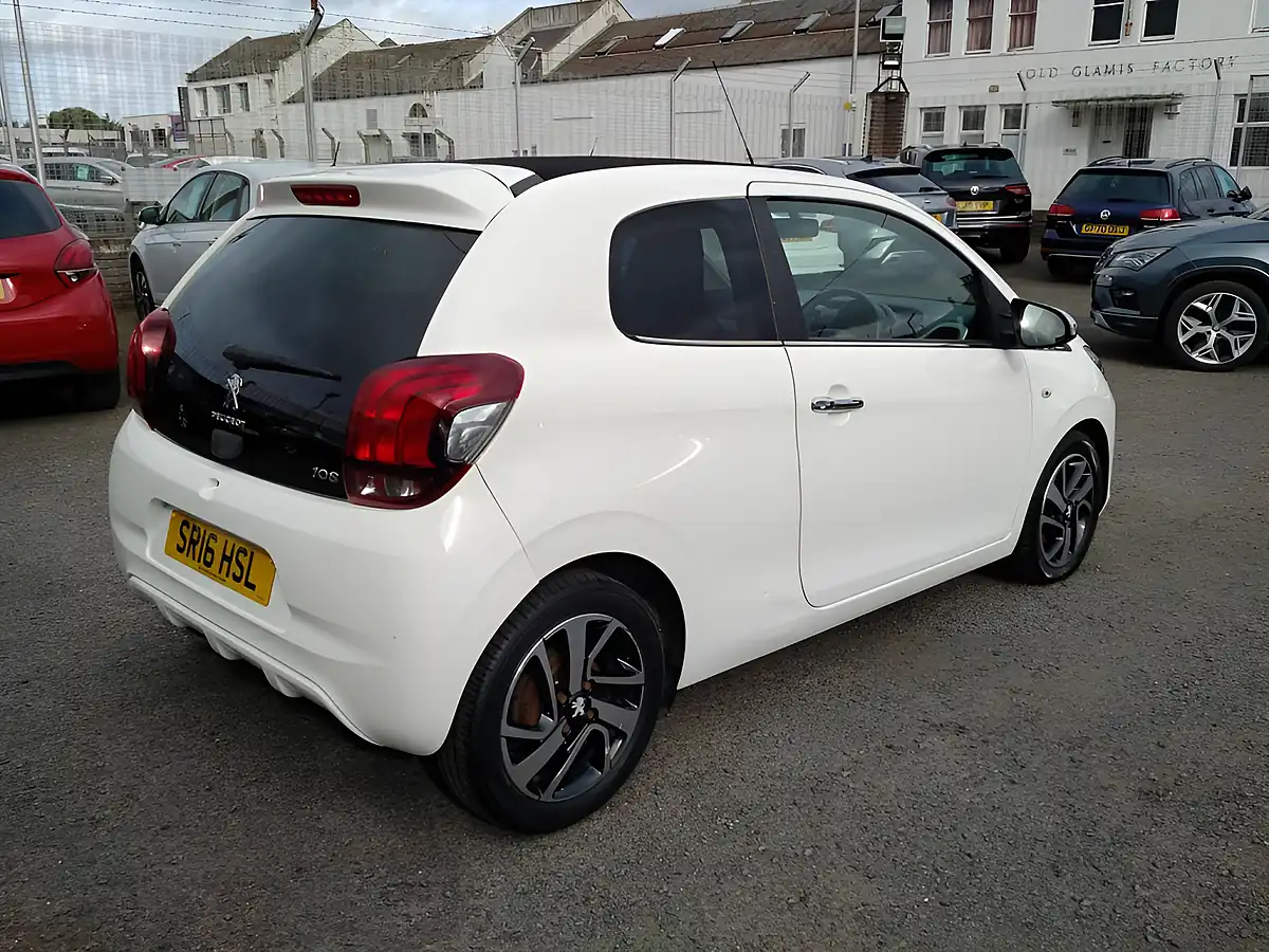 Used 2016 Peugeot 108 Allure White - Interior and Exterior details 6