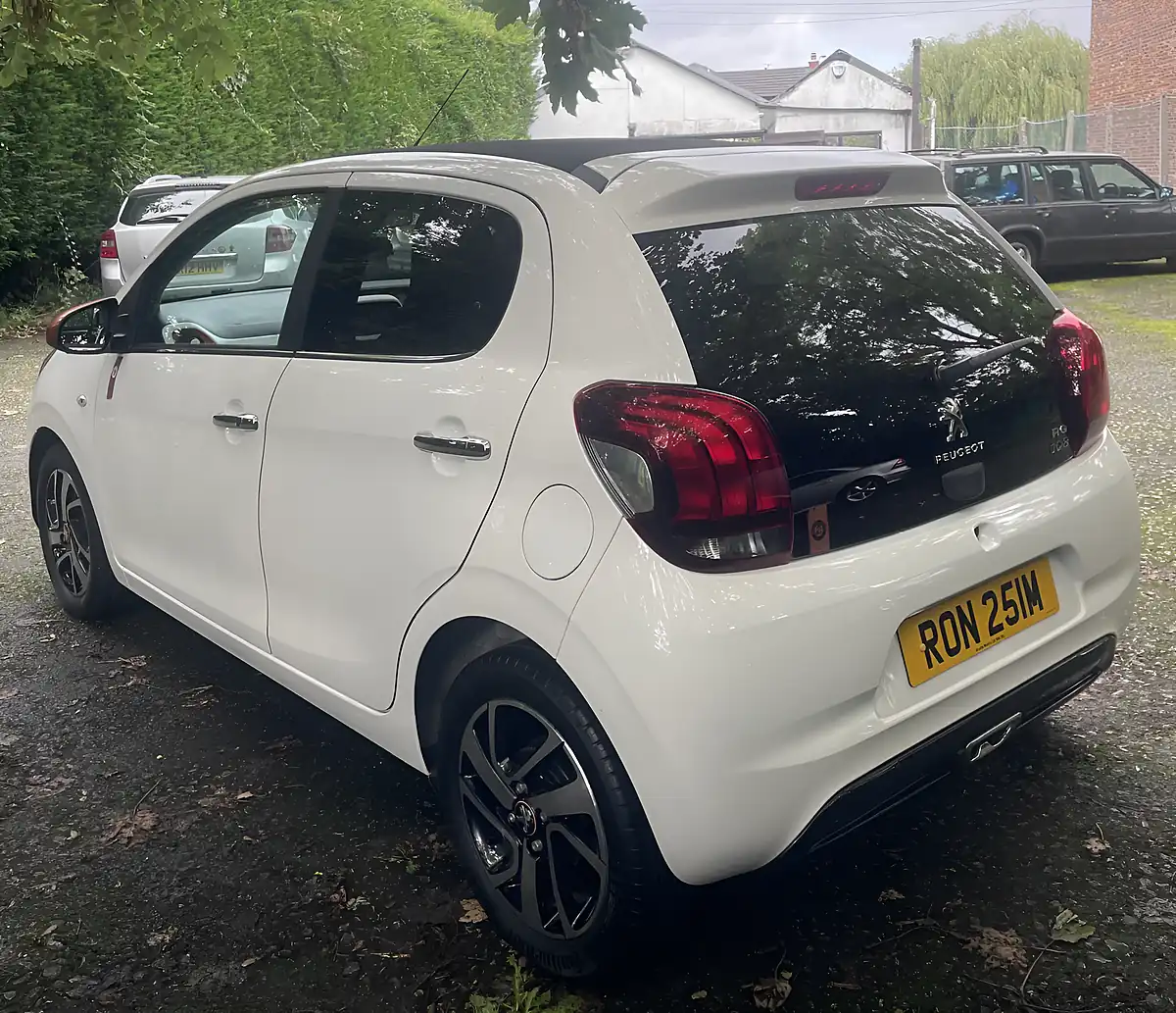 Used 2016 Peugeot 108 Roland Garros White - Interior and Exterior details 4