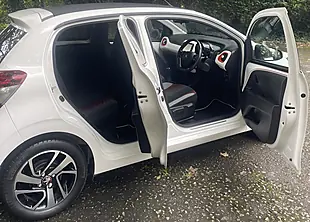 Used 2016 Peugeot 108 Roland Garros White - Interior and Exterior details 7