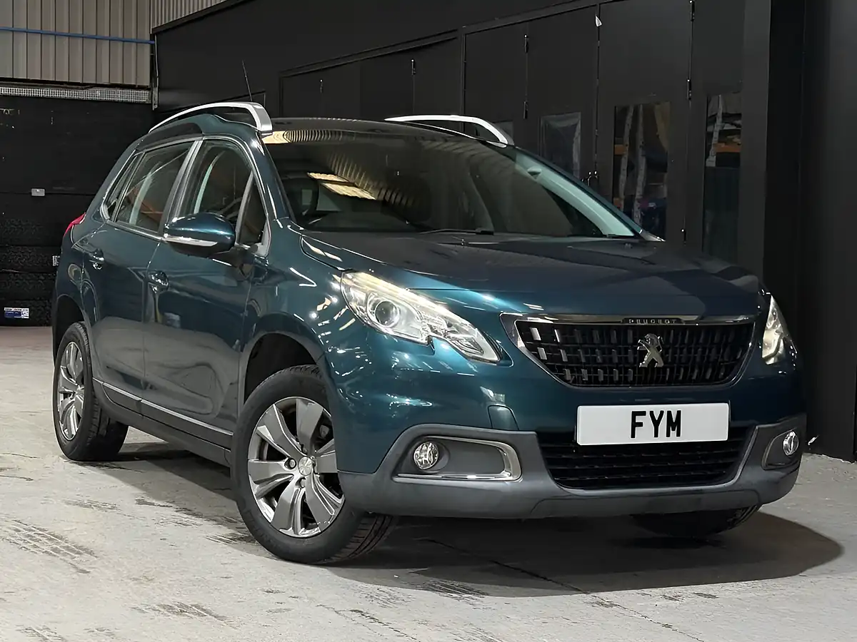 Used 2016 Peugeot 2008 Active Green - Interior and Exterior details 3