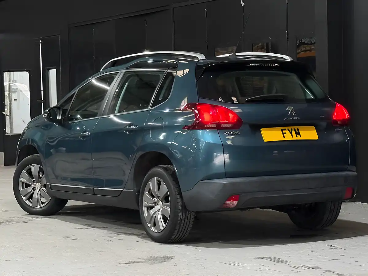 Used 2016 Peugeot 2008 Active Green - Interior and Exterior details 5