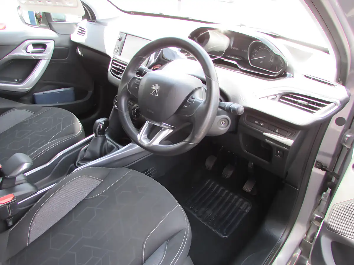 Used 2016 Peugeot 2008 Active Grey - Interior and Exterior details 6