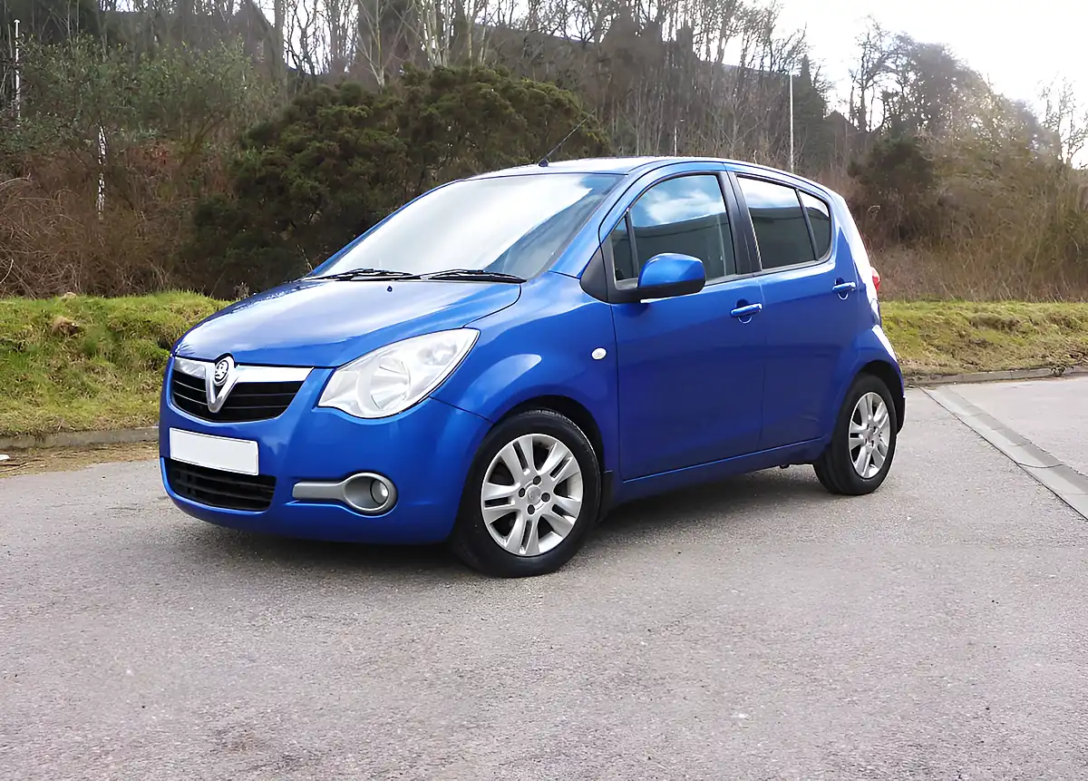 Used 2016 Peugeot 2008 Active Metallic - Interior and Exterior details 8