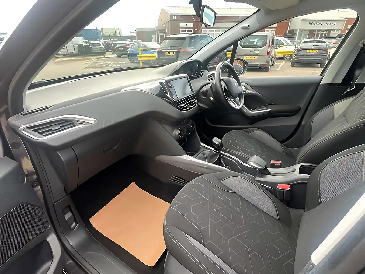 Used 2016 Peugeot 2008 Active Nimbus Grey - Interior and Exterior details 18