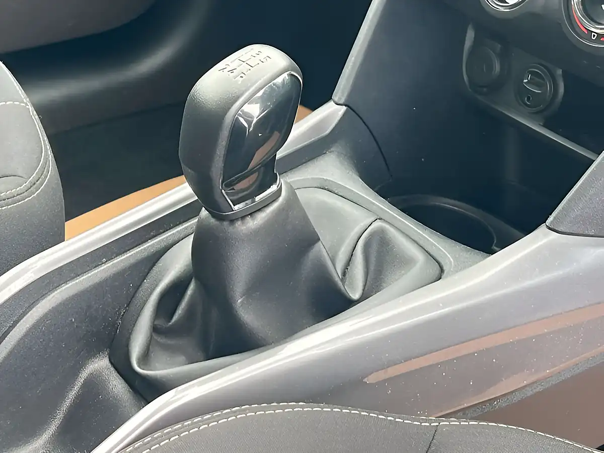 Used 2016 Peugeot 2008 Active Nimbus Grey - Interior and Exterior details 9