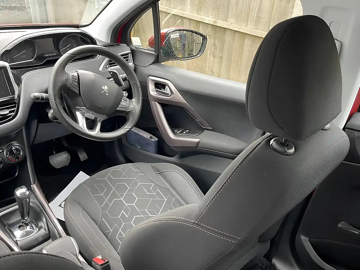 Used 2016 Peugeot 2008 Active Red - Interior and Exterior details 5