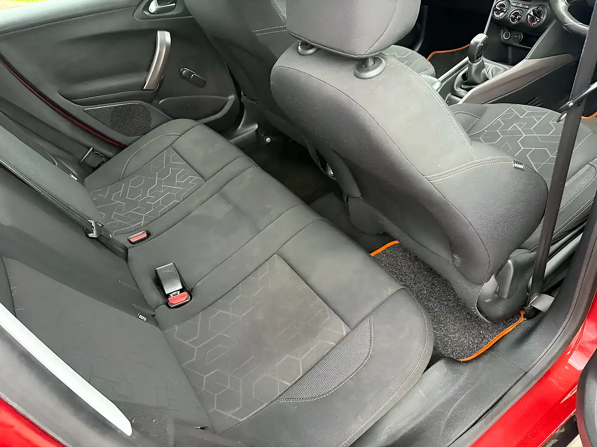 Used 2016 Peugeot 2008 Active Red - Interior and Exterior details 15