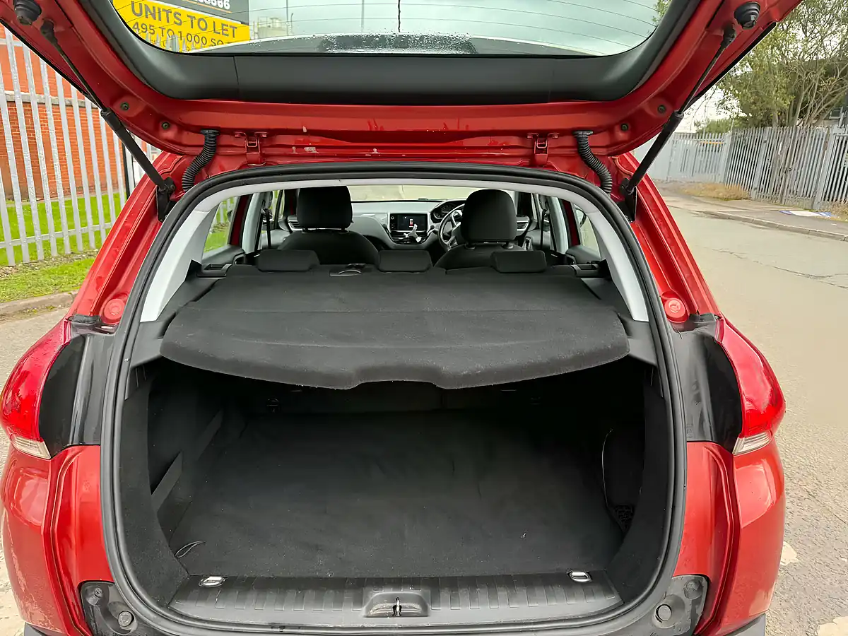 Used 2016 Peugeot 2008 Active Red - Interior and Exterior details 9