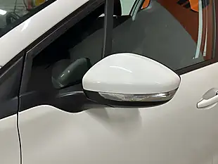Used 2016 Peugeot 2008 Active White - Interior and Exterior details 16