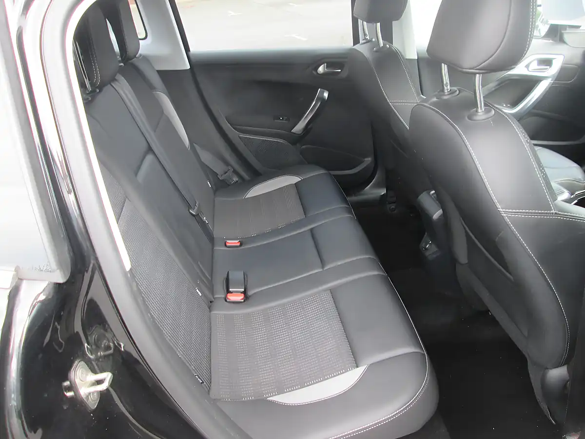 Used 2016 Peugeot 2008 Allure Black - Interior and Exterior details 8