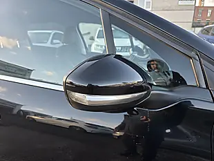 Used 2016 Peugeot 2008 Allure Black - Interior and Exterior details 17