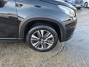 Used 2016 Peugeot 2008 Allure Black - Interior and Exterior details 19