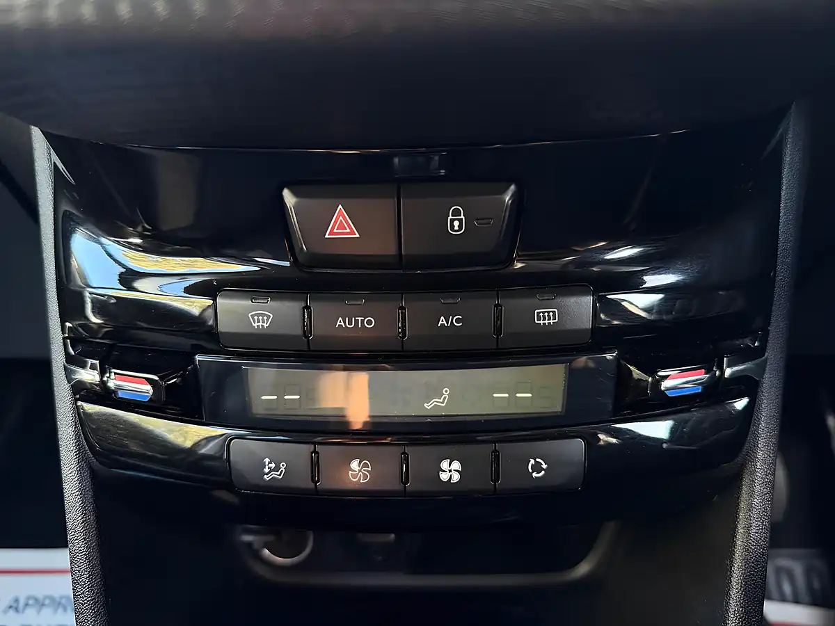 Used 2016 Peugeot 2008 Allure Black - Interior and Exterior details 17