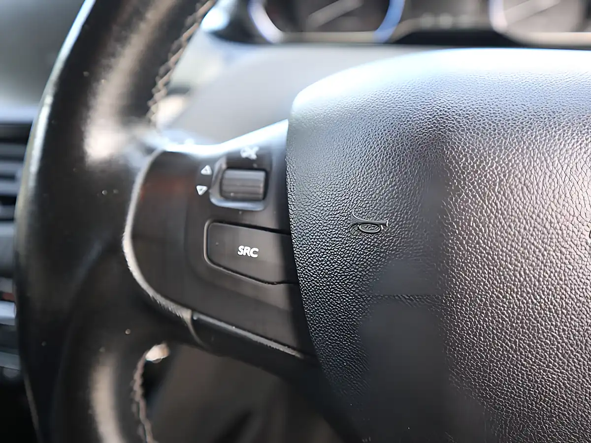 Used 2016 Peugeot 2008 Allure Black - Interior and Exterior details 18