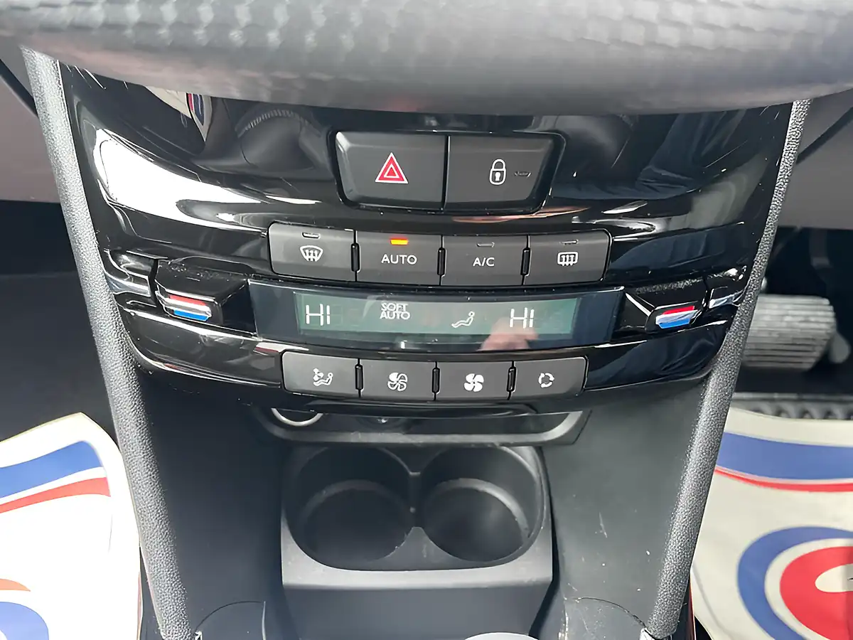 Used 2016 Peugeot 2008 Allure Grey - Interior and Exterior details 16