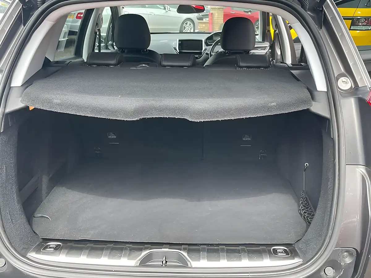 Used 2016 Peugeot 2008 Allure Grey - Interior and Exterior details 14