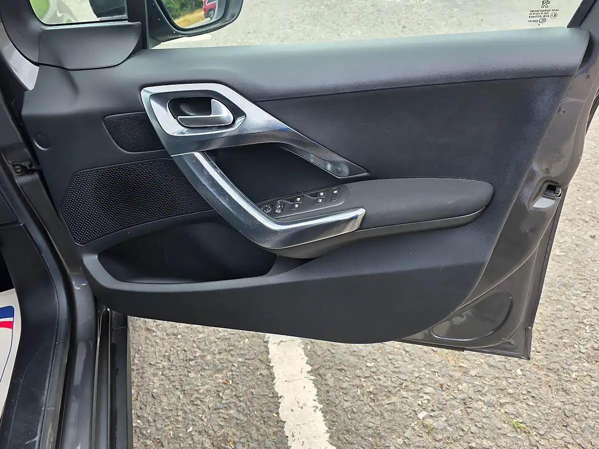 Used 2016 Peugeot 2008 Allure Grey - Interior and Exterior details 12
