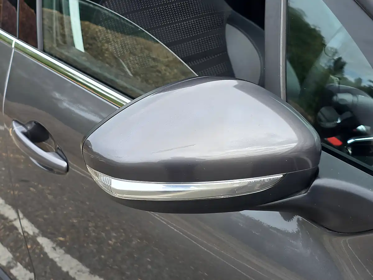 Used 2016 Peugeot 2008 Allure Grey - Interior and Exterior details 18