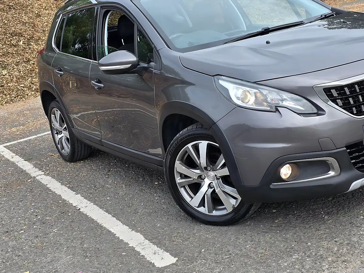 Used 2016 Peugeot 2008 Allure Grey - Interior and Exterior details 19