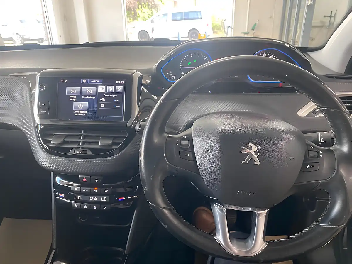 Used 2016 Peugeot 2008 Allure Grey - Interior and Exterior details 11