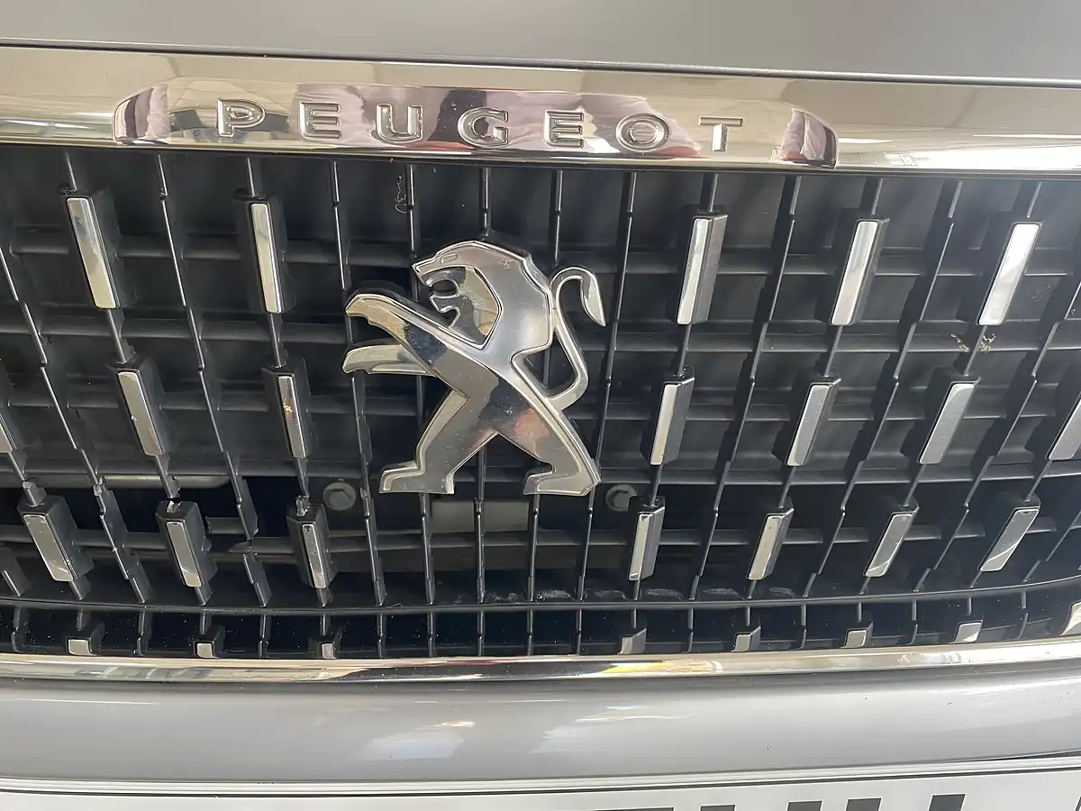Used 2016 Peugeot 2008 Allure Grey - Interior and Exterior details 15