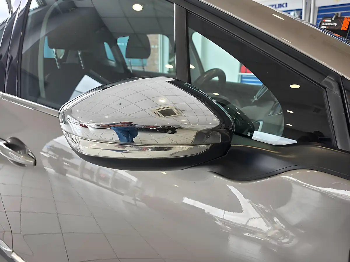 Used 2016 Peugeot 2008 Allure Grey - Interior and Exterior details 16
