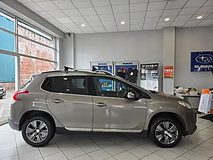 Used 2016 Peugeot 2008 Allure Grey - Interior and Exterior details 5