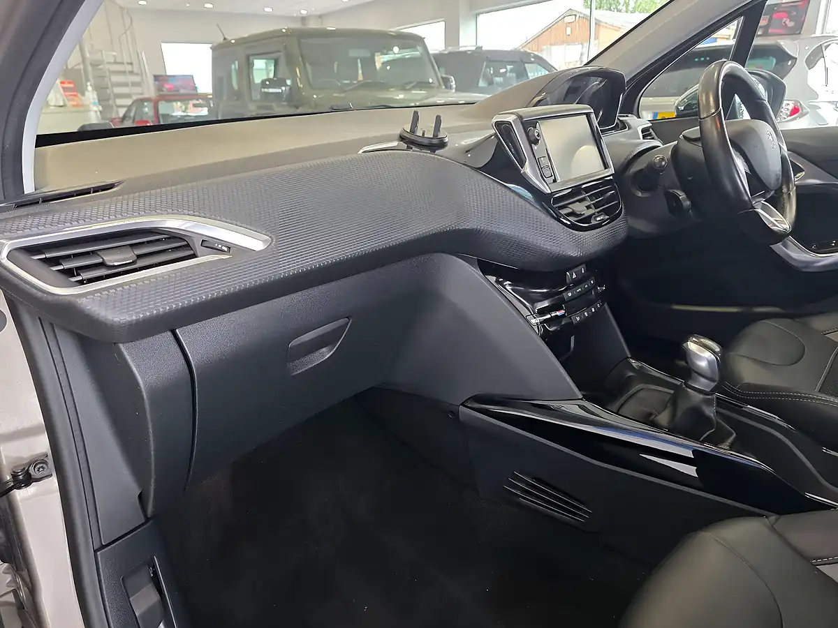 Used 2016 Peugeot 2008 Allure Grey - Interior and Exterior details 8