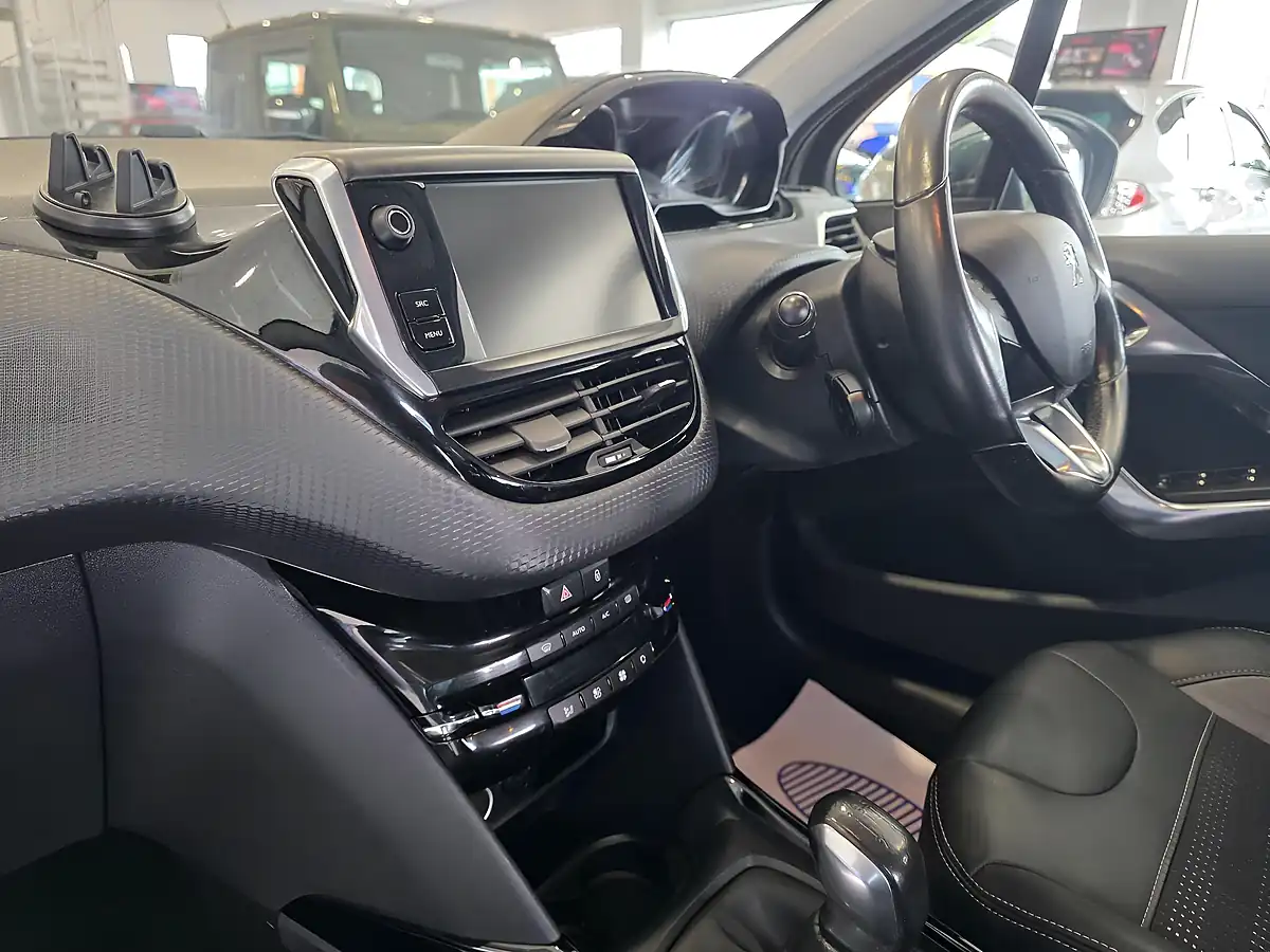 Used 2016 Peugeot 2008 Allure Grey - Interior and Exterior details 9