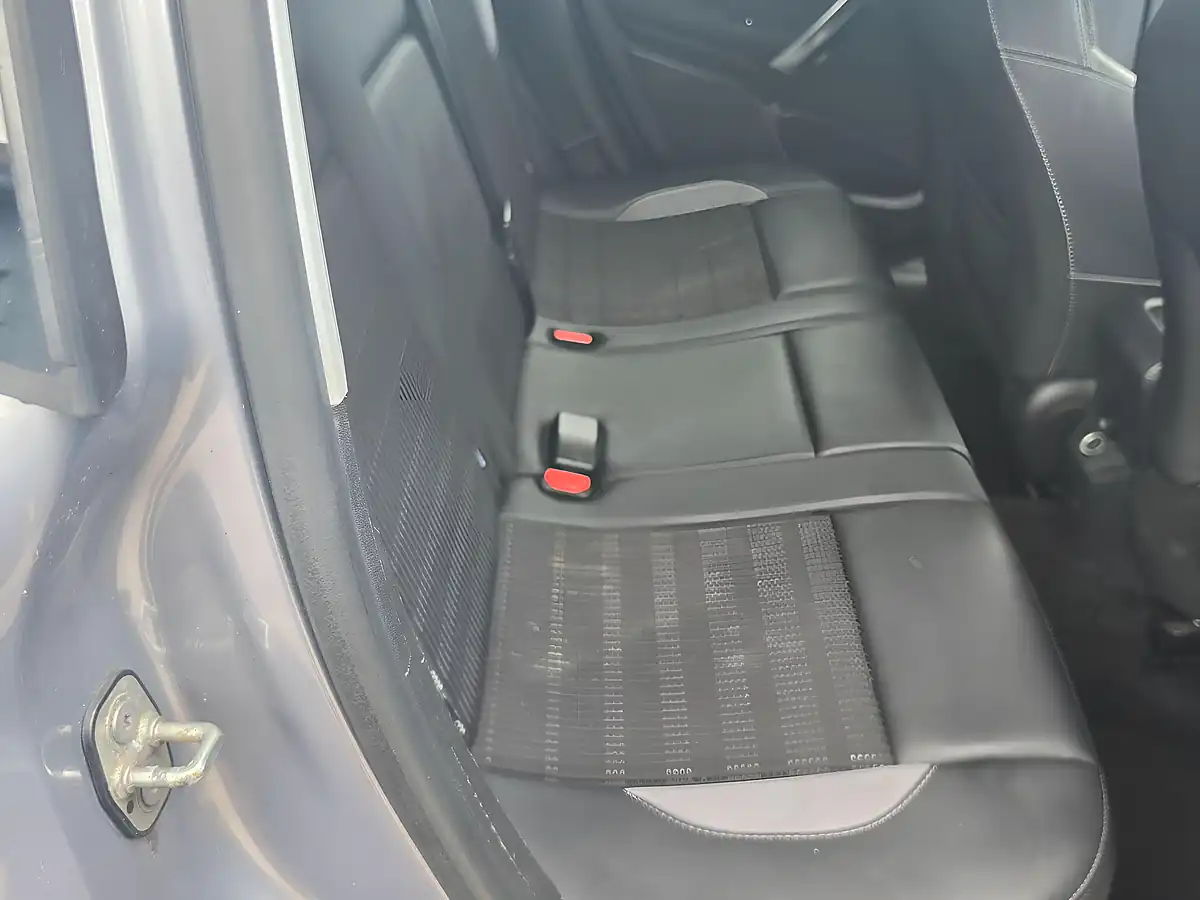 Used 2016 Peugeot 2008 Allure Grey - Interior and Exterior details 12