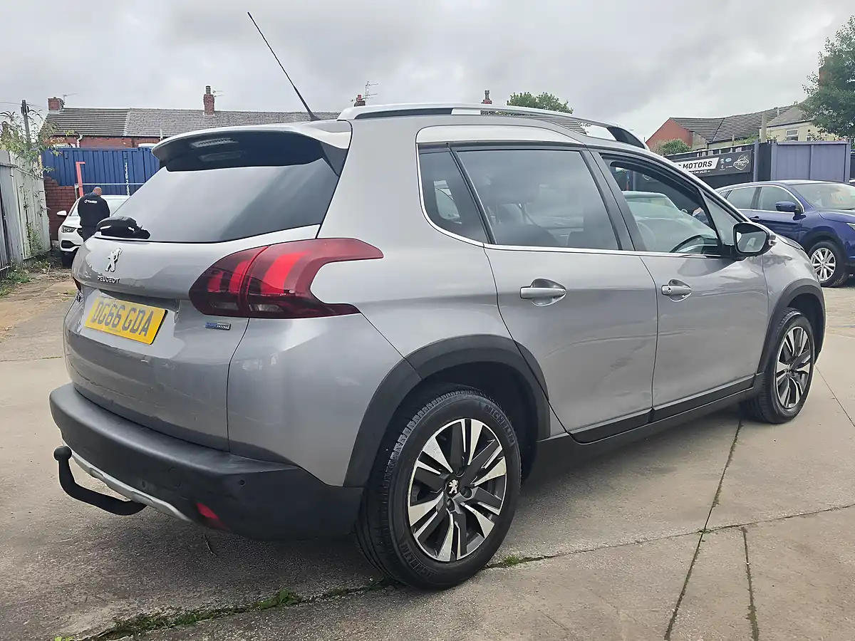 Used 2016 Peugeot 2008 Allure Grey - Interior and Exterior details 6