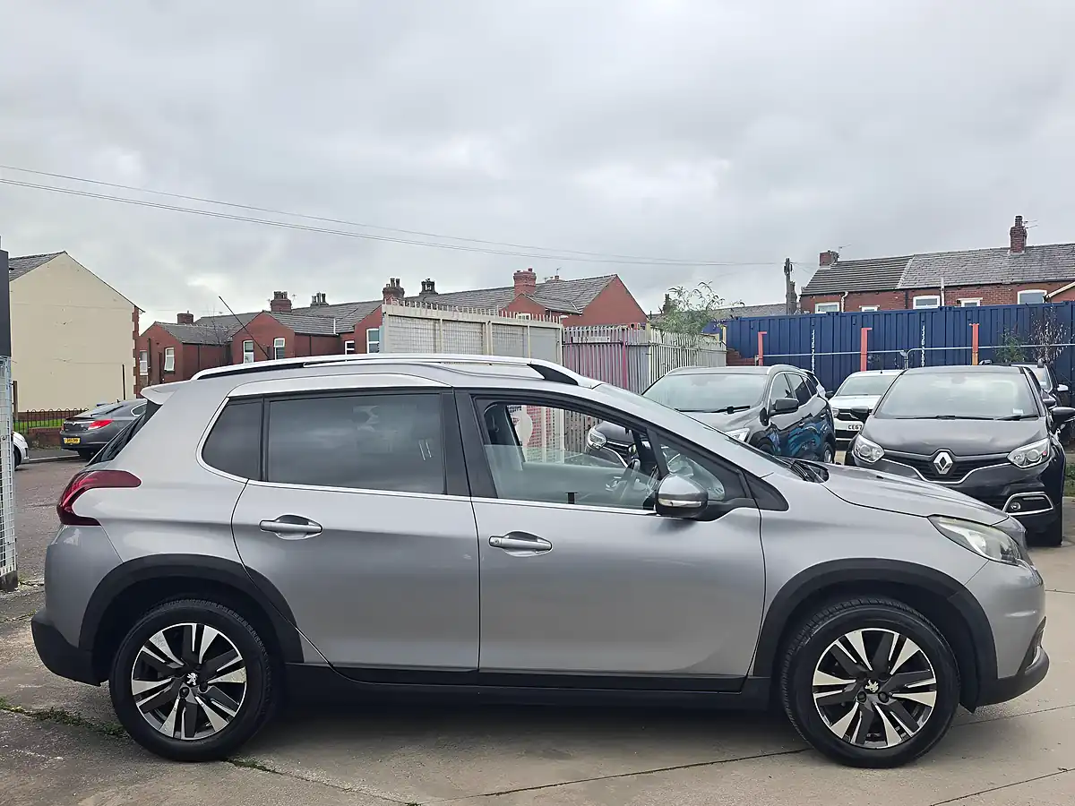 Used 2016 Peugeot 2008 Allure Grey - Interior and Exterior details 7