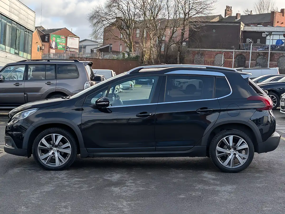 Used 2016 Peugeot 2008 Allure - Interior and Exterior details 11