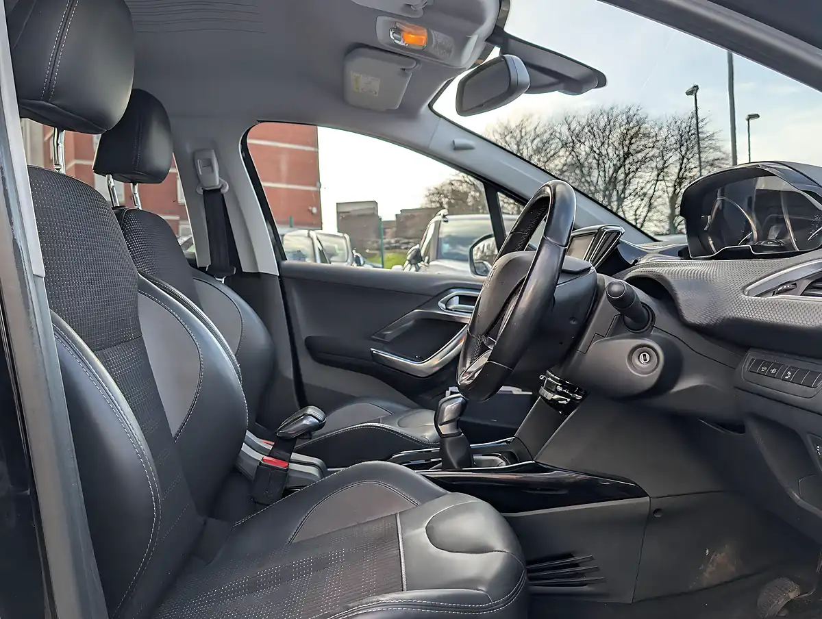 Used 2016 Peugeot 2008 Allure - Interior and Exterior details 16