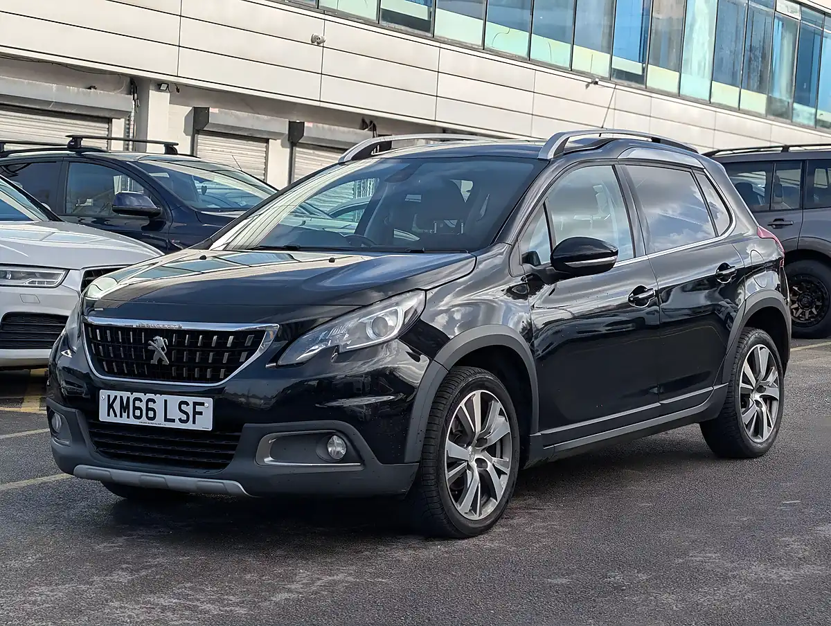 Used 2016 Peugeot 2008 Allure - Interior and Exterior details 3