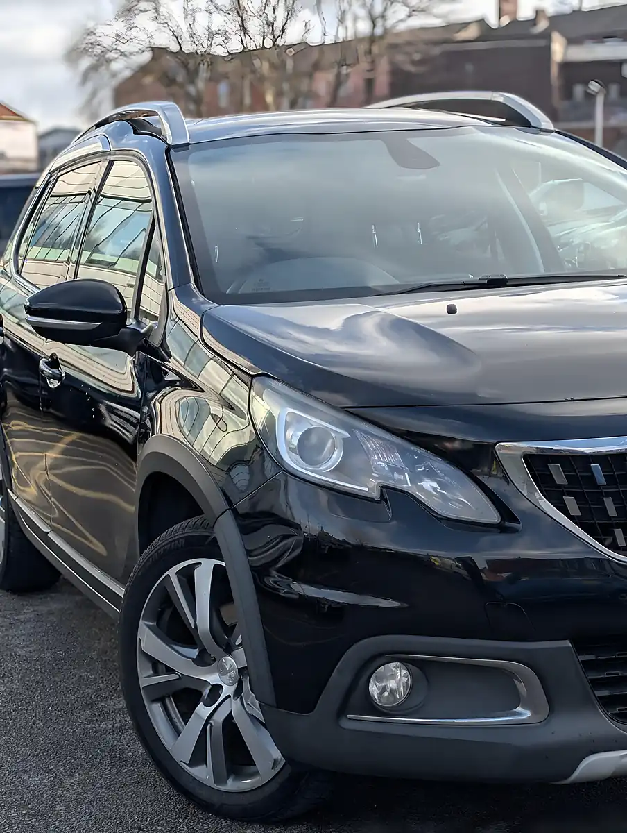 Used 2016 Peugeot 2008 Allure - Interior and Exterior details 5