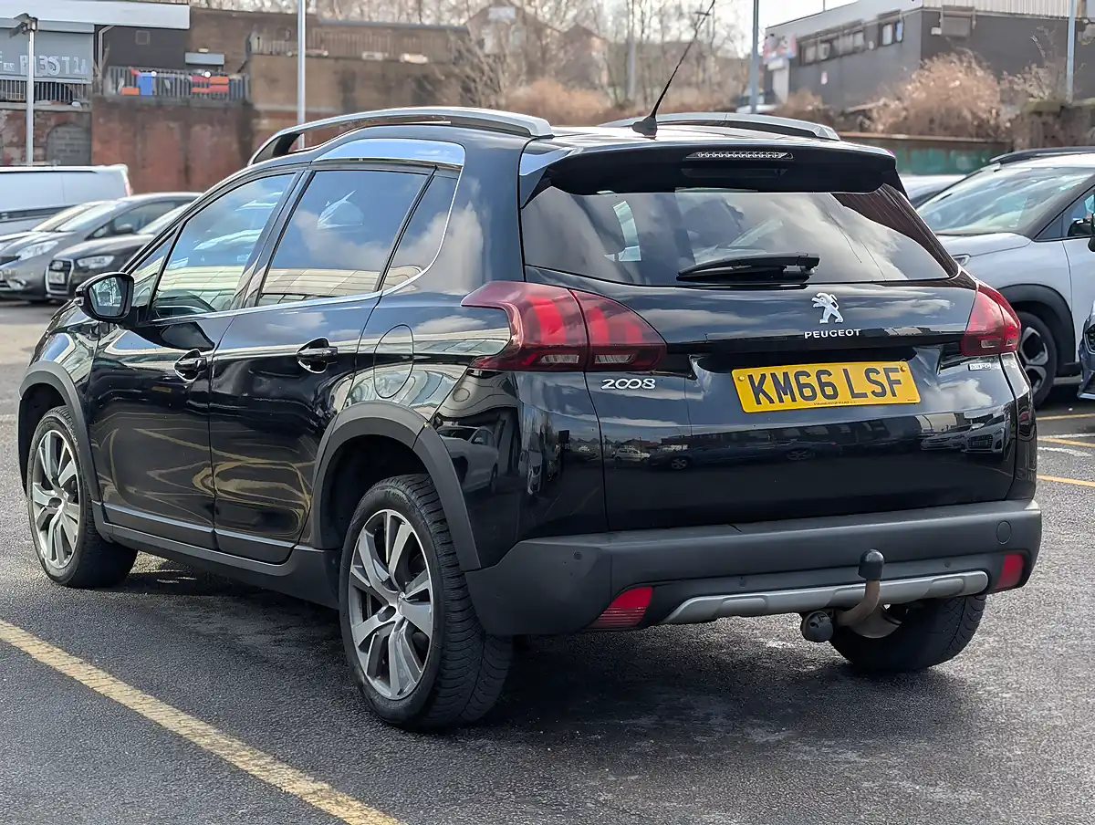 Used 2016 Peugeot 2008 Allure - Interior and Exterior details 7