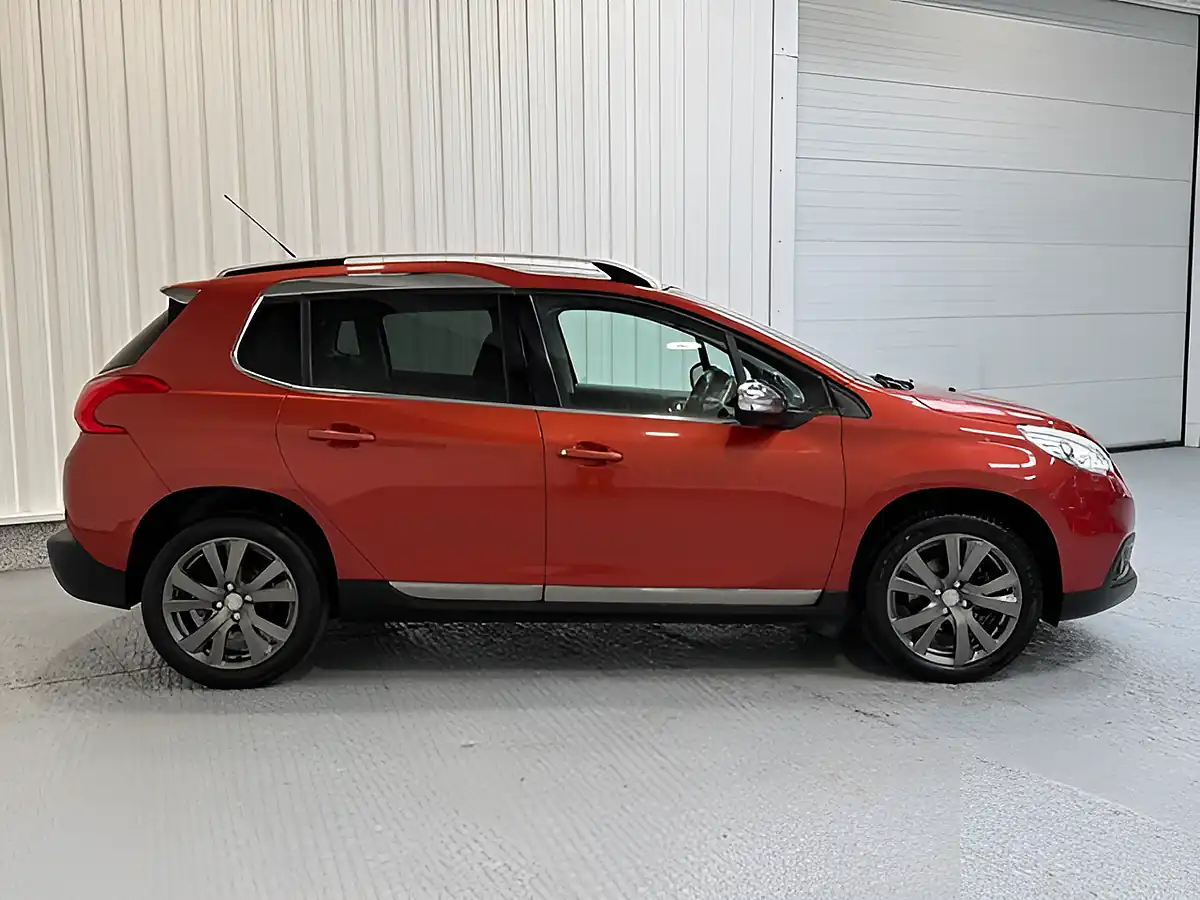 Used 2016 Peugeot 2008 Allure Red - Interior and Exterior details 4