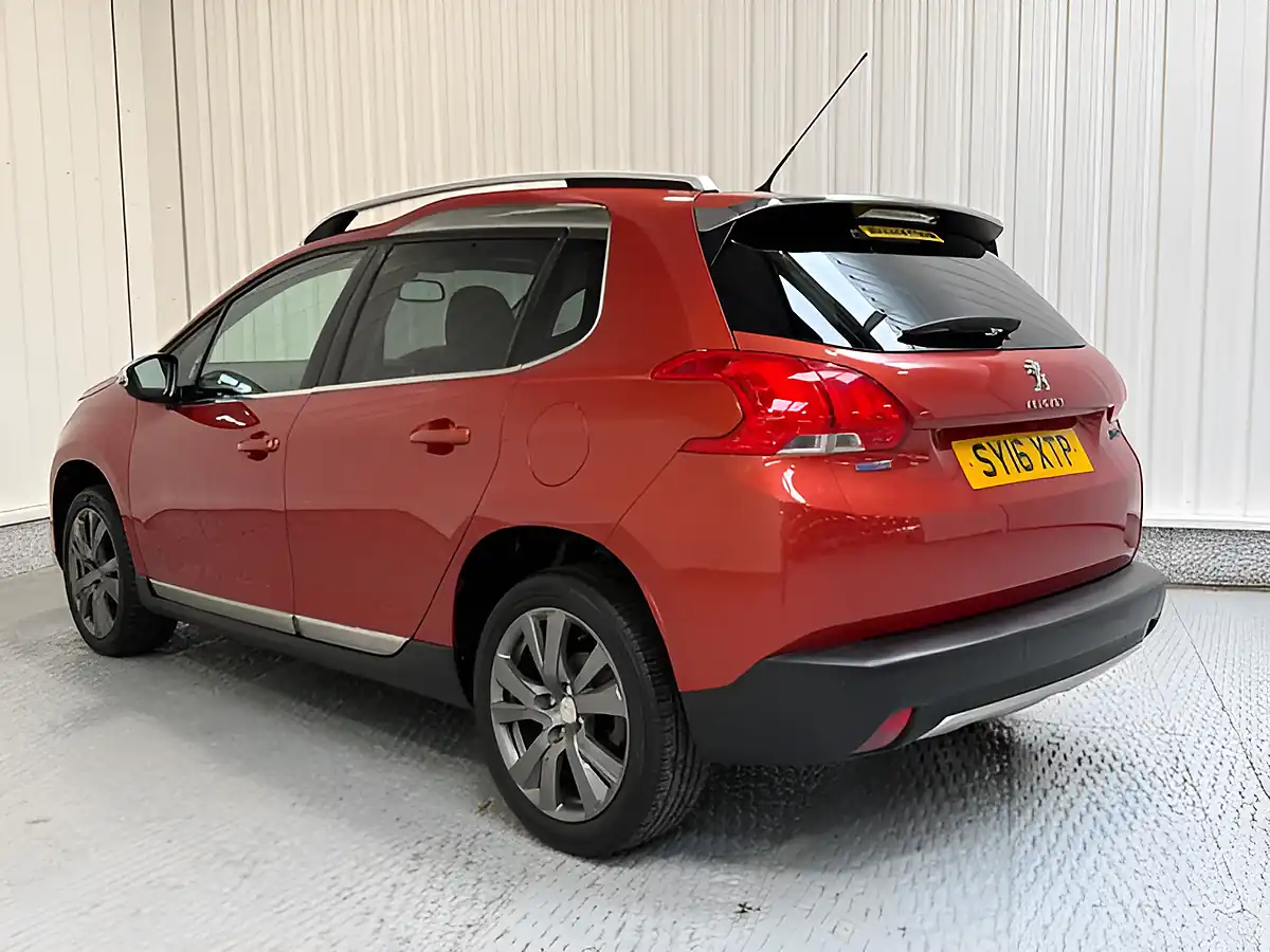 Used 2016 Peugeot 2008 Allure Red - Interior and Exterior details 5