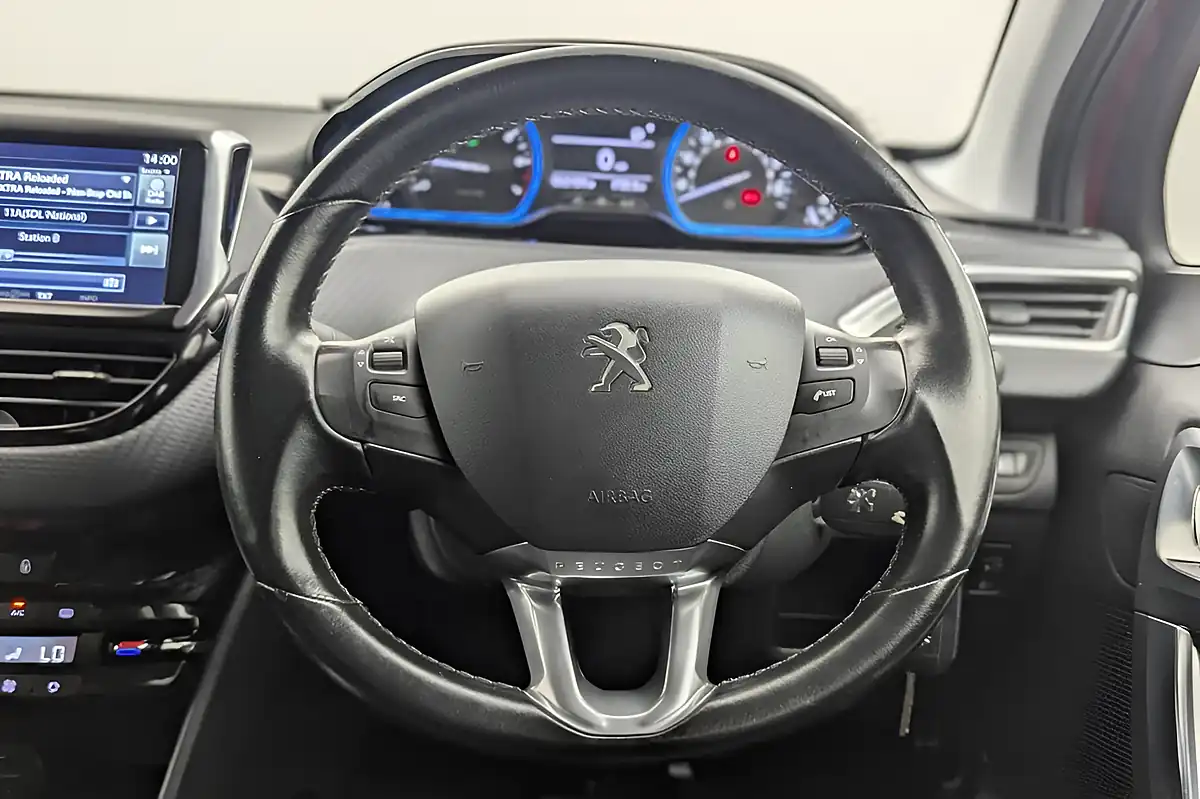 Used 2016 Peugeot 2008 Allure Red - Interior and Exterior details 14