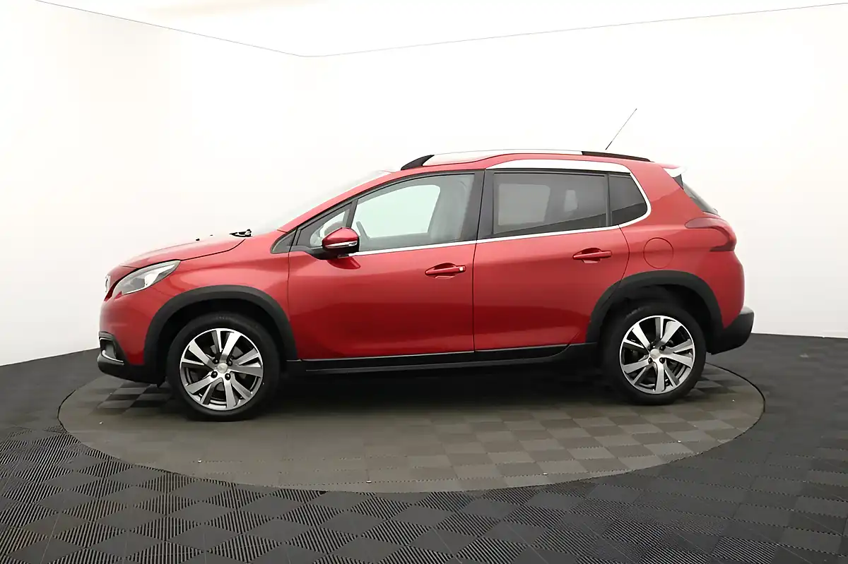 Used 2016 Peugeot 2008 Allure Red - Interior and Exterior details 7
