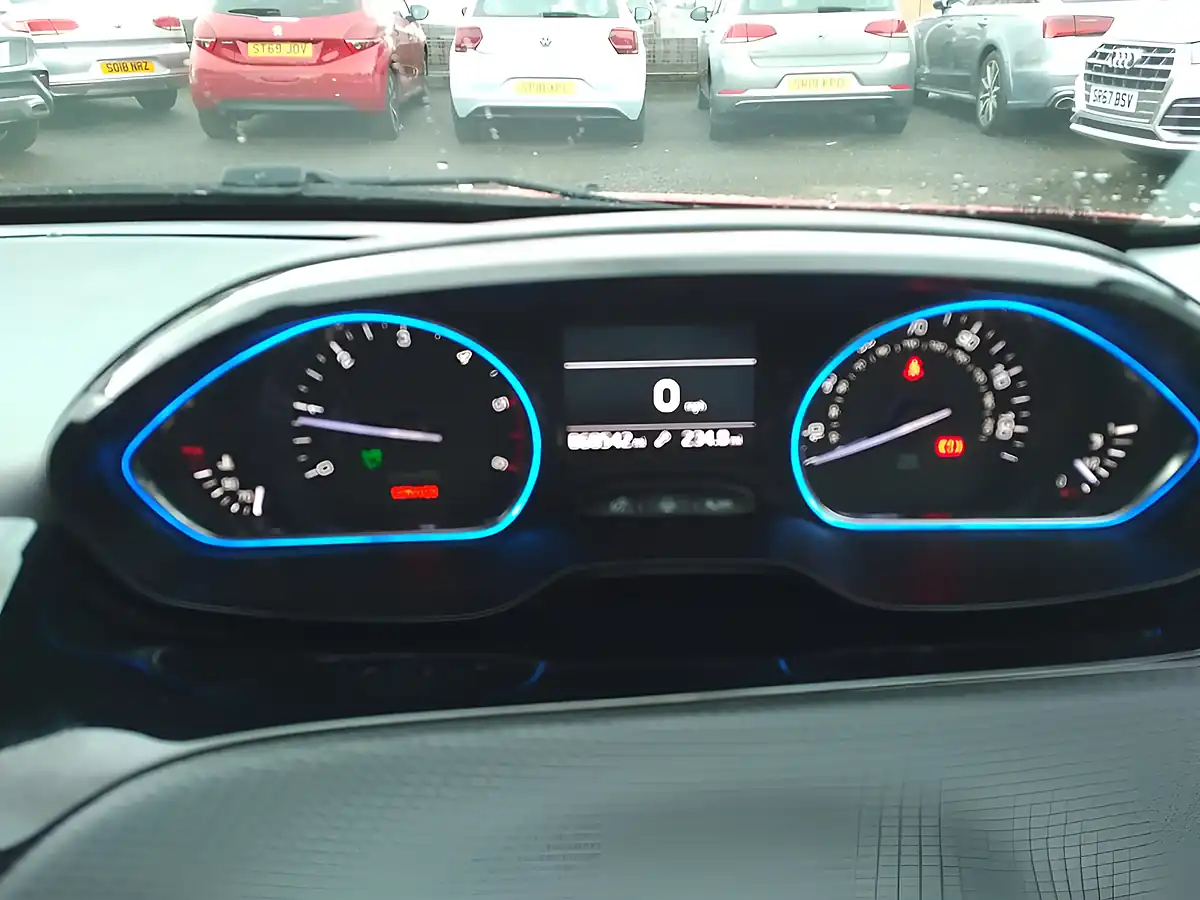 Used 2016 Peugeot 2008 Allure Red - Interior and Exterior details 15