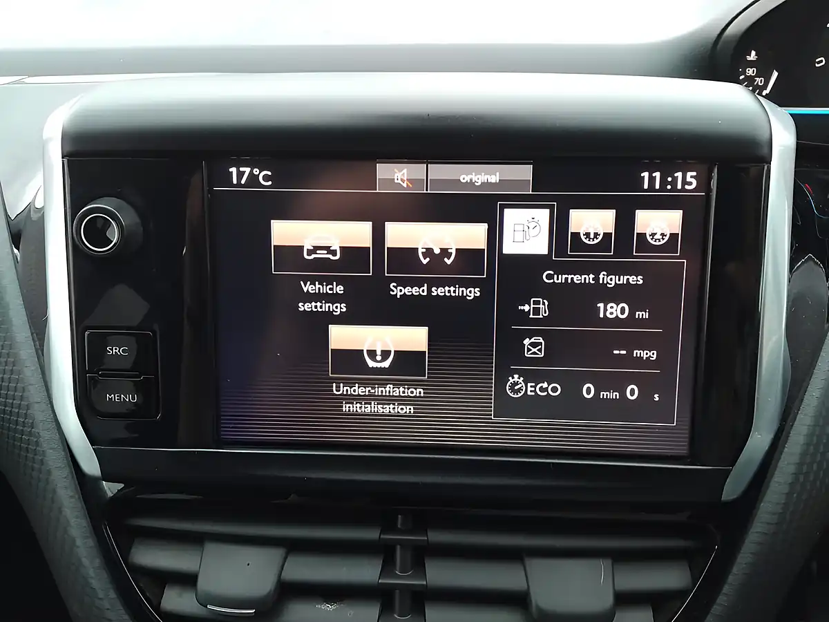 Used 2016 Peugeot 2008 Allure Red - Interior and Exterior details 16