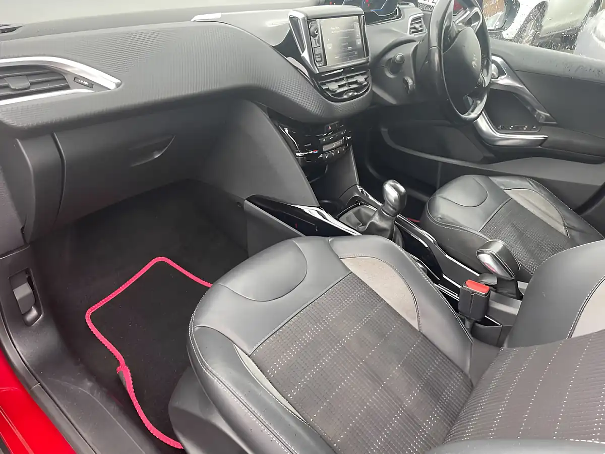 Used 2016 Peugeot 2008 Allure Red - Interior and Exterior details 11