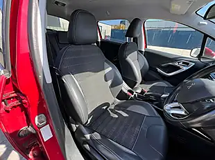 Used 2016 Peugeot 2008 Allure Ultimate Red - Interior and Exterior details 20