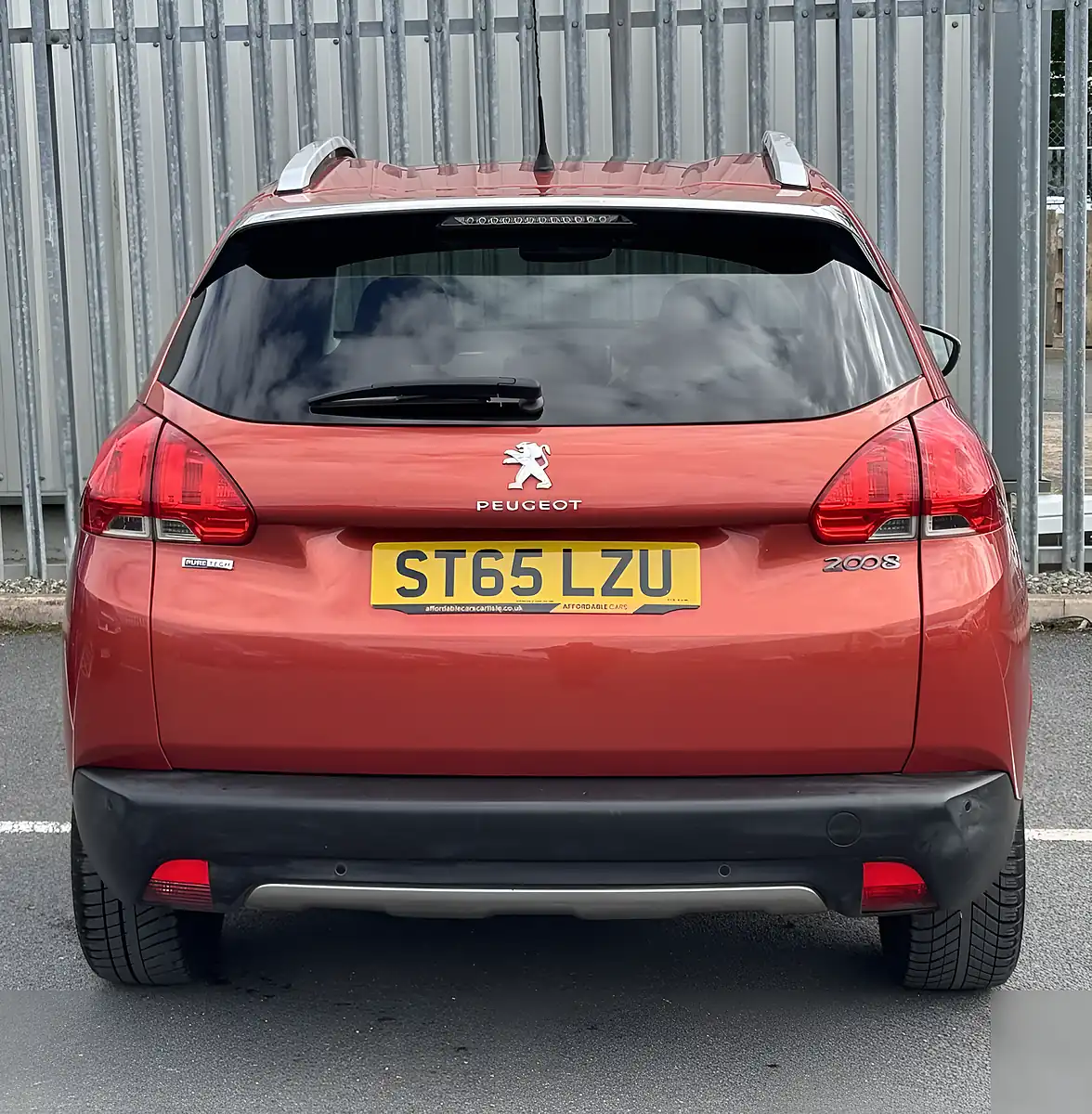 Used 2016 Peugeot 2008 Feline Red - Interior and Exterior details 6