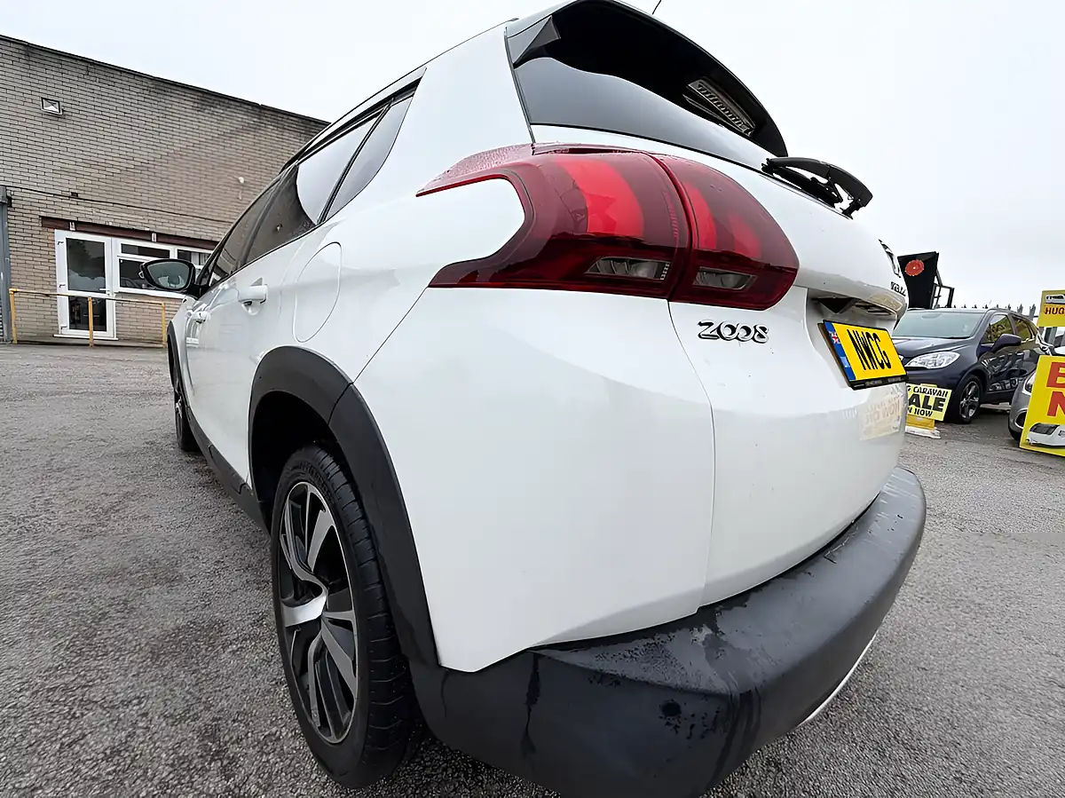 Used 2016 Peugeot 2008 GT Line White - Interior and Exterior details 20