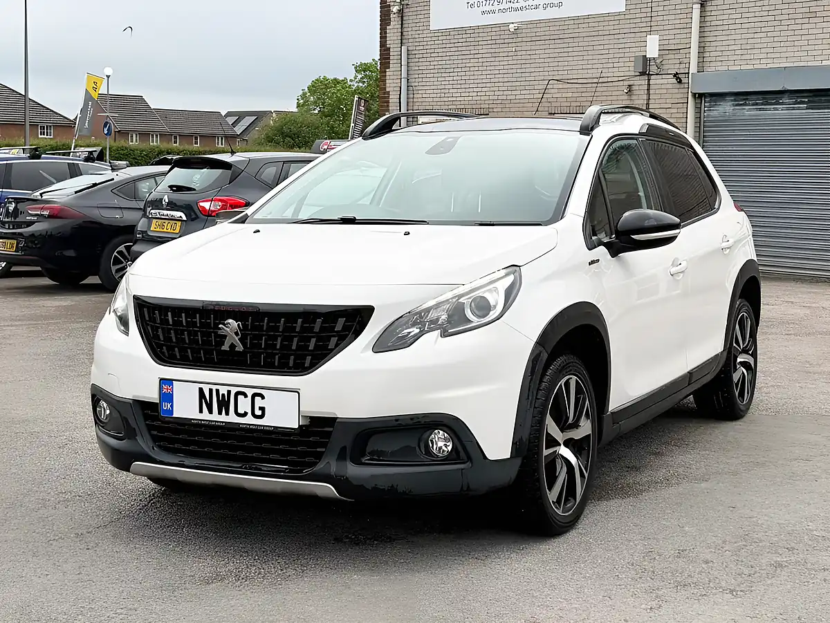 Used 2016 Peugeot 2008 GT Line White - Interior and Exterior details 7